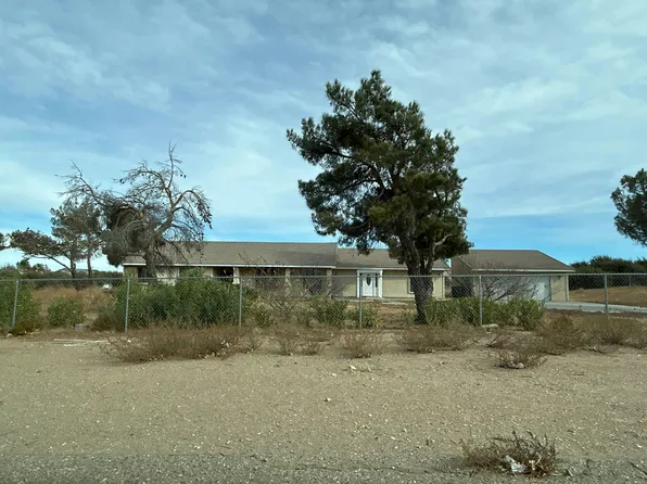 8271 Beaver Ave, Phelan, CA 92371