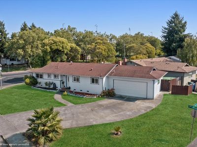 7083 Almond Street, Rohnert Park, CA, 94928