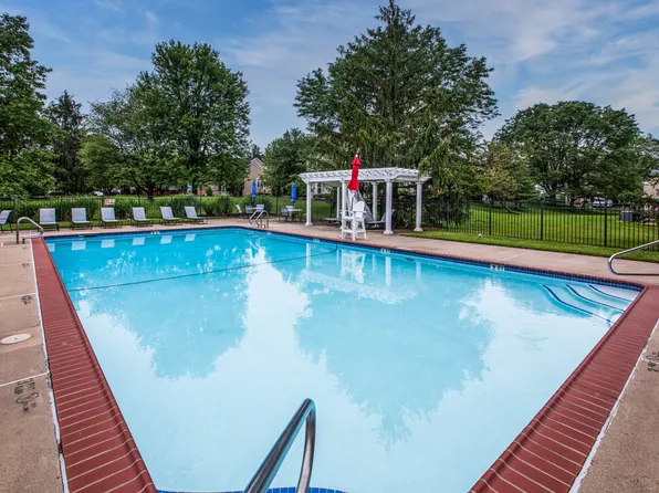 317 Classon Ct, Somerset, NJ 08873