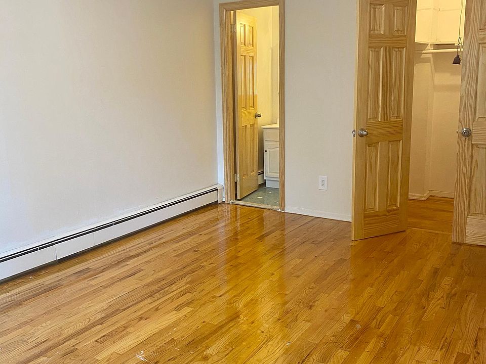 1st image of 14474 37th Ave #3