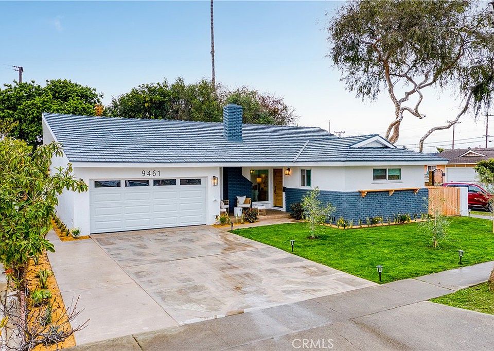 1st image of 9461 Lotus Dr