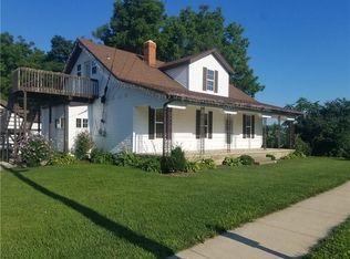 26 N Main St, Laura, OH 45337