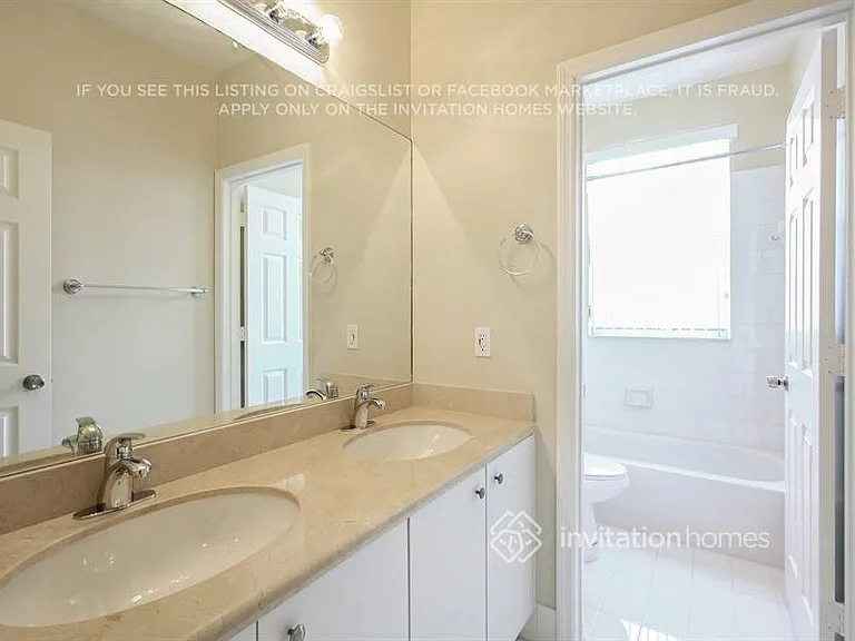 14284 SW 159th Pl — Photo 14