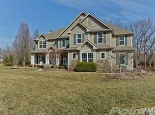 16412 Sheffield View Ct, Ballwin, MO 63021