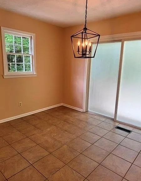 3970 Terrace Dr — Photo 16