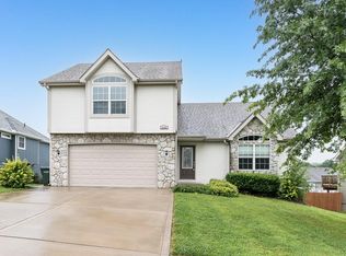 2409 Shenandoah Dr, Leavenworth, KS 66048