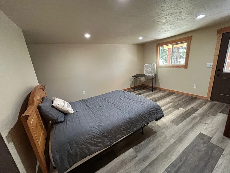 Large Bedroom 3