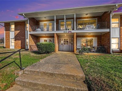 2829 N Ohenry Blvd APT C, Greensboro, NC, 27405