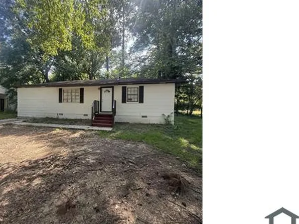 3050 Woodview Dr, Jackson, MS 39212