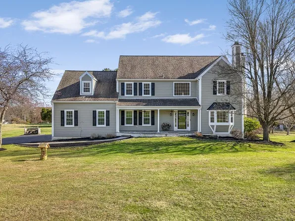 61 Green Pond Ln, Glenmoore, PA 19343