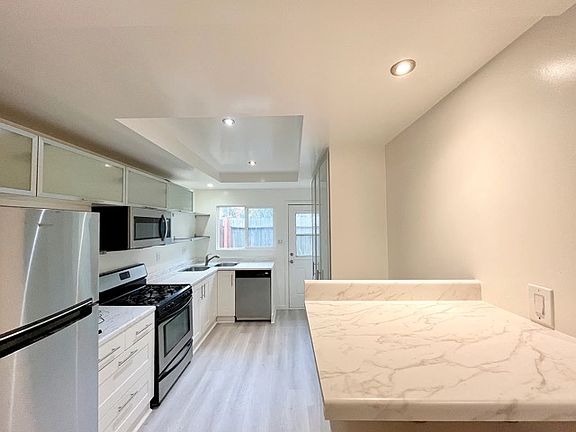 5th image of 522 E Cottonwood Rd APT 3