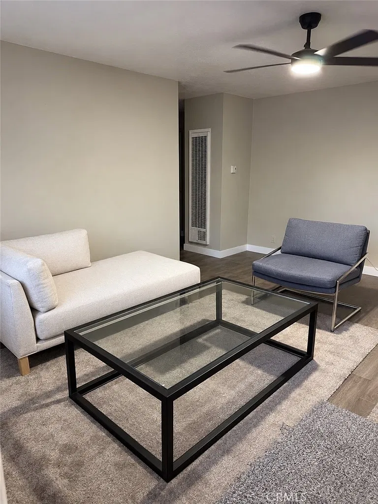 4 bed, 1248 sqft, $3,150 — Photo 2