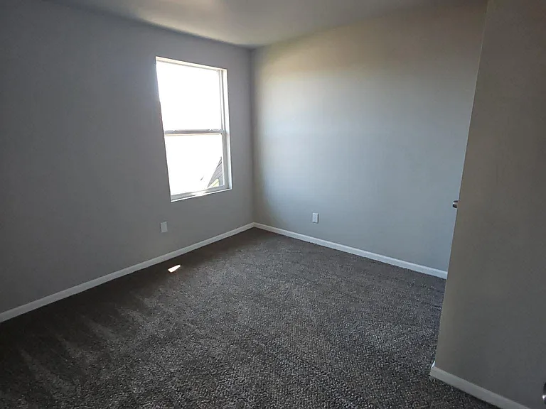 1120-1221 Cedar St #1121A — Photo 6