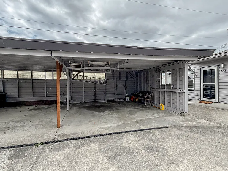 2212 Rucker Ave — Photo 14