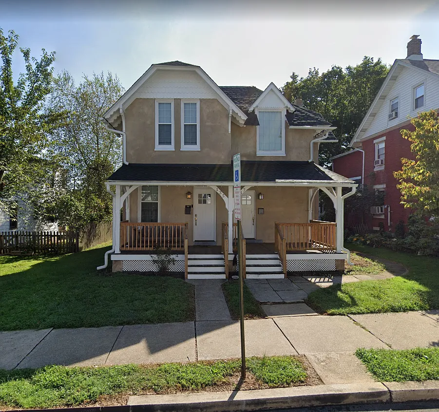 137 South Spruce Street — Photo 1