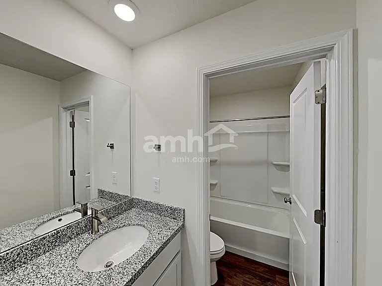 2711 W 3400 S — Photo 12