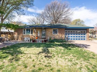 245 N 4th St, Clearwater, KS 67026