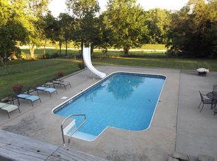 1317 Tracy St, Excelsior Springs, MO 64024