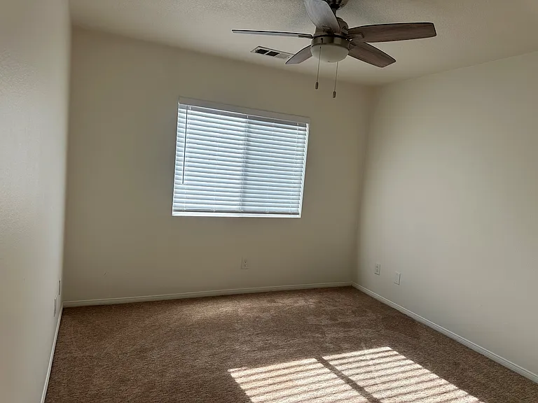 10621 Aqueduct Ave — Photo 15