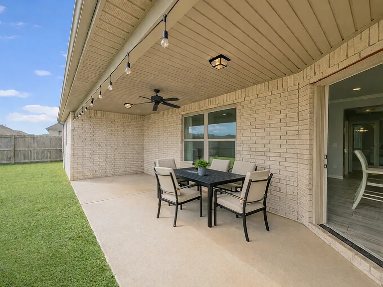4556 W Croft Dr — Photo 3