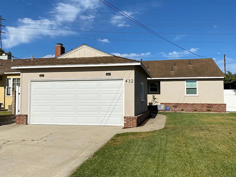 432 Washington St — Photo 1