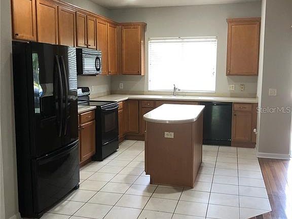 4th image of 10612 Shady Falls Ct