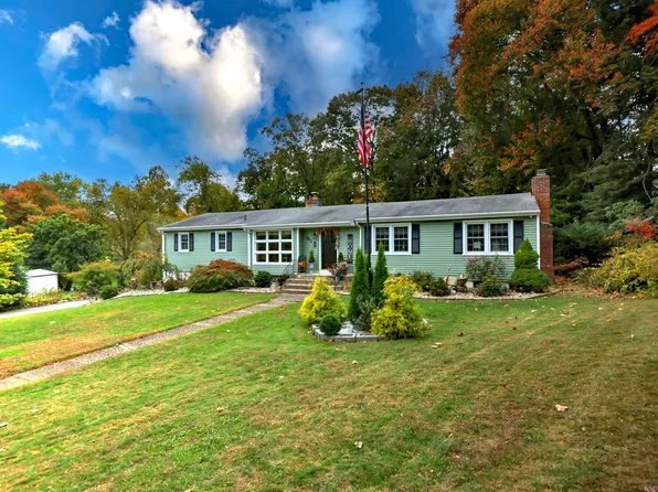 105 Bates Drive, Cheshire, CT 06410