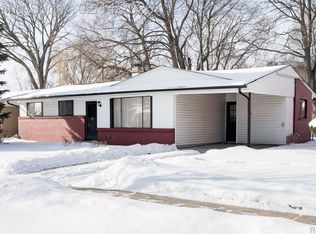 43201 Penny Dr, Sterling Heights, MI 48314