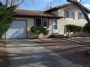 16 Duncan Rd, Pueblo, CO 81001