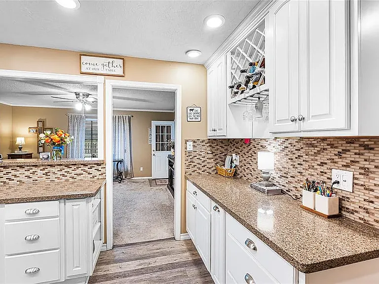 11521 Carriage Dr — Photo 5