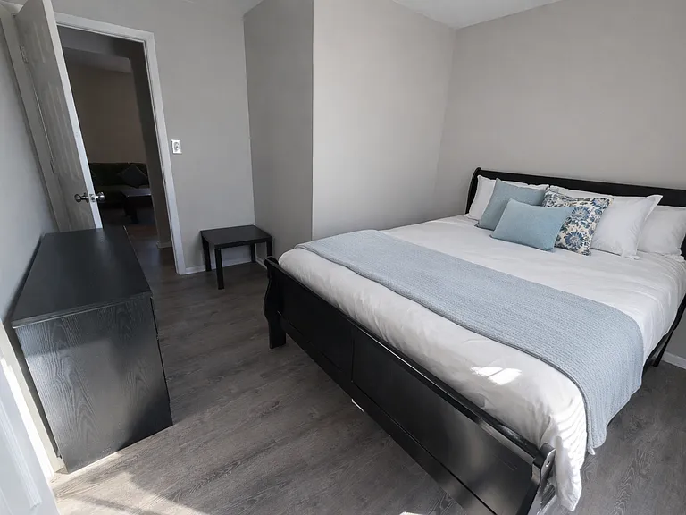 203 Wheaton Ct — Photo 10