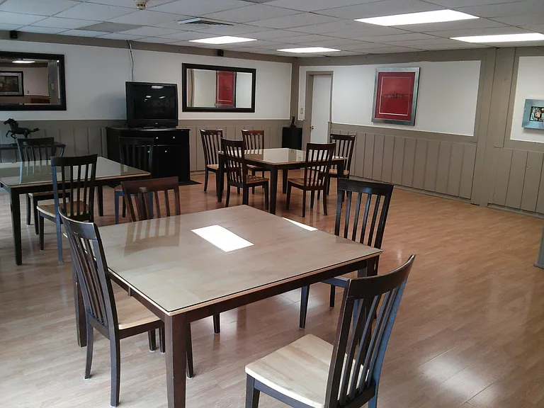 9S201 Lake Dr #2 — Photo 31