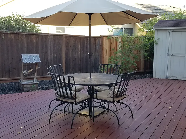 2413 Musk Ct — Photo 31