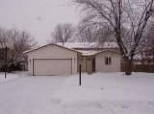 7400 75th Ave N, Brooklyn Park, MN 55428