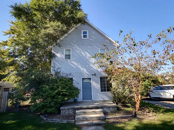 208 S Clay St, Morocco, IN 47963