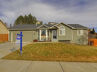 809 E Country Hill Ct, Spokane, WA 99208