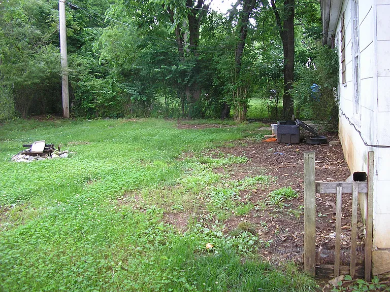 1529 Parkhurst Dr — Photo 13