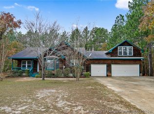 138 Hickory Dr, Raeford, NC 28376