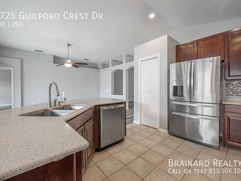 6725 Guilford Crest Dr — Photo 16