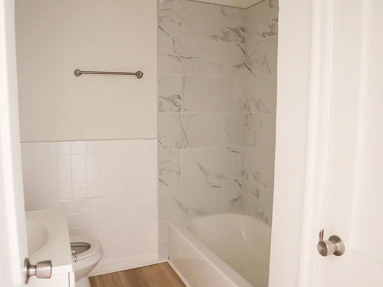 3922 Evergreen St #MAIN — Photo 7
