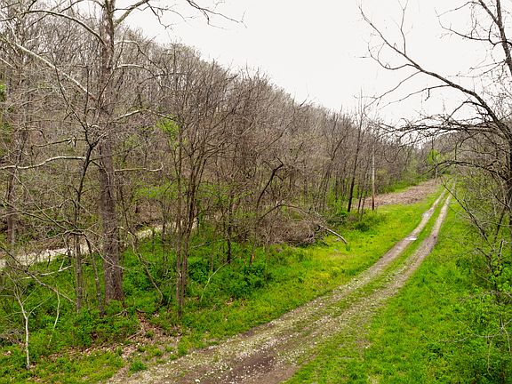 2nd image of 488 Squaw Run Dr