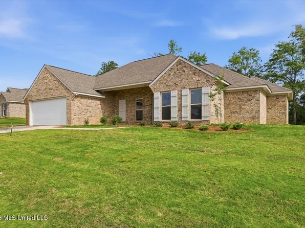 554 Patrick Farms Dr, Pearl, MS 39208