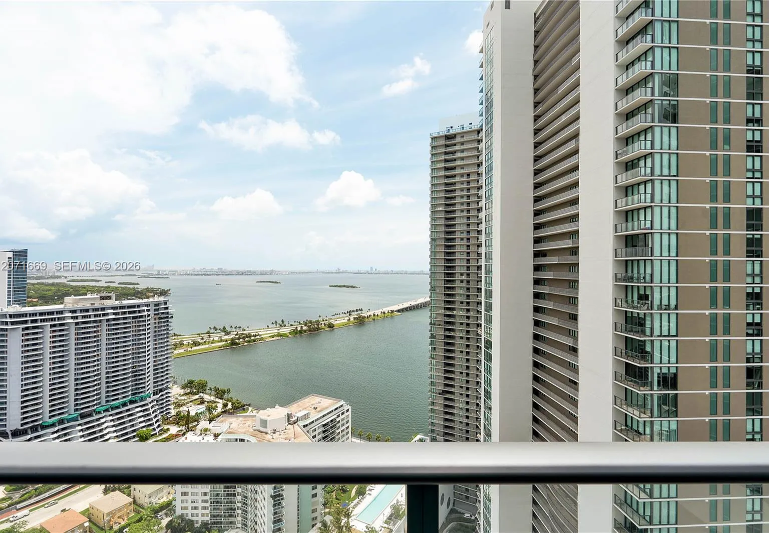 Paraiso Bayviews — Photo 1