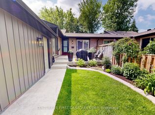 527 Topping Ln, London, ON N6J 3M8