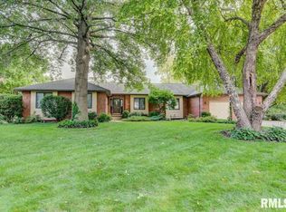 2216 Huntleigh Rd, Springfield, IL 62704