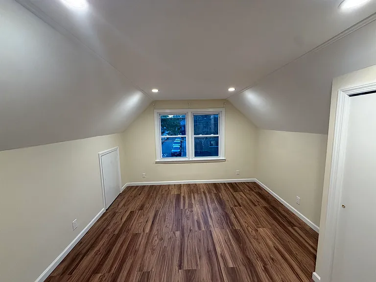 8902 3rd Ave — Photo 12