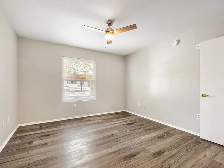 555 E Silverado Ranch Blvd #1038 — Photo 20