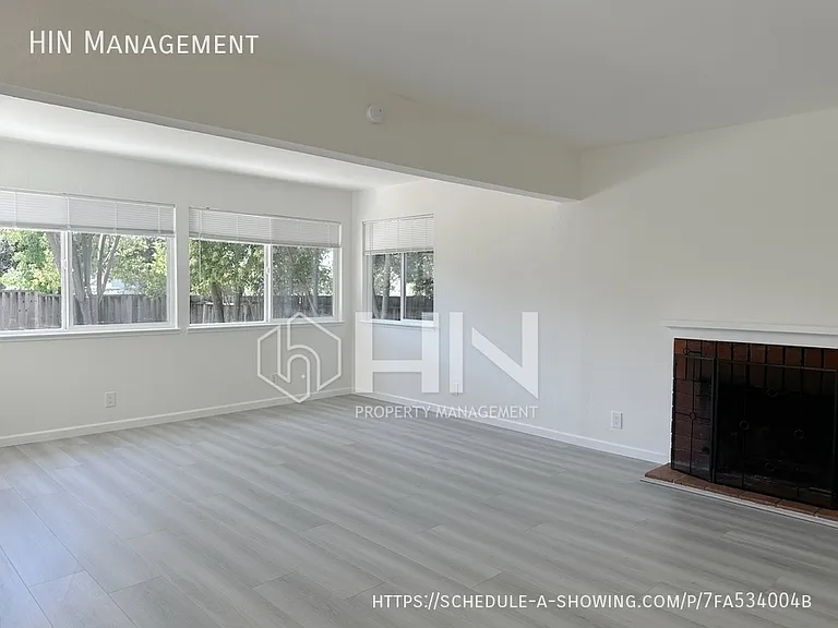 3297 Woody Ln #- — Photo 5