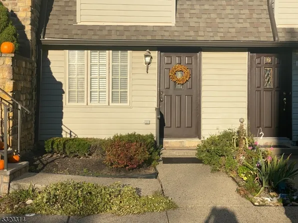 21 Wren Ct, Berkeley Heights Twp., NJ 07922