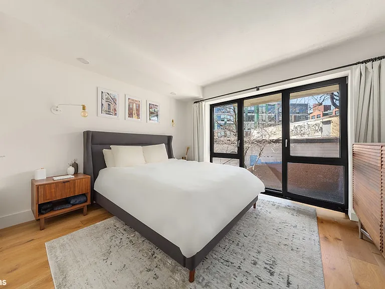 585 Union Ave #2A — Photo 11